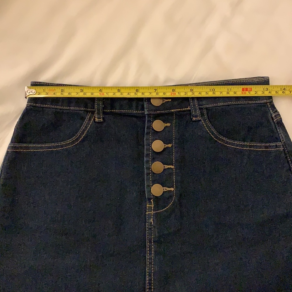 NWOT Forever 21 Denim Button Mini Skirt - Picture 6 of 6